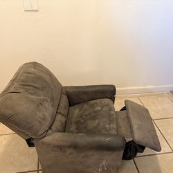 Toddler recliner