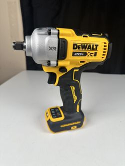 DeWalt DCF891B 20V MAX XR Cordless 1/2 in. Impact Wrench Medium Range Torque