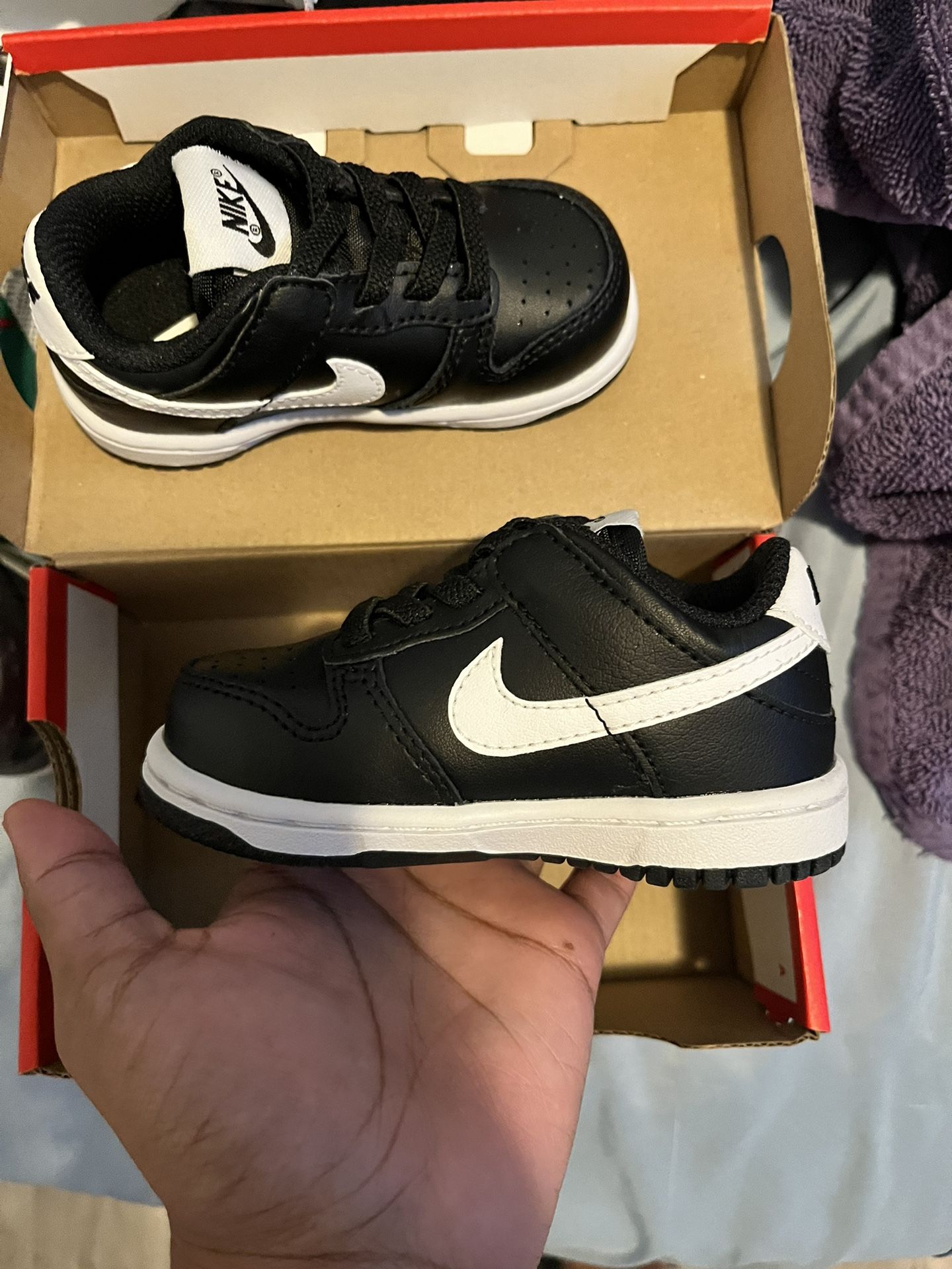 Black Dunks 