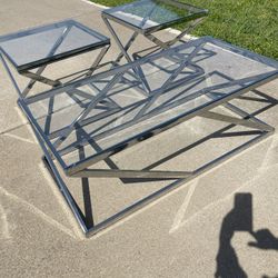 Modern Coffee Table With 2 Sides Tables 