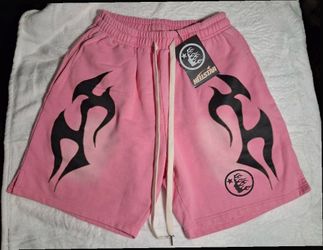 pink men’s Hellstar shorts medium