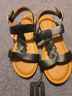 Wonder Nation Girl sandals