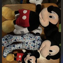 Mickeys Plush Animals Toys Lot 