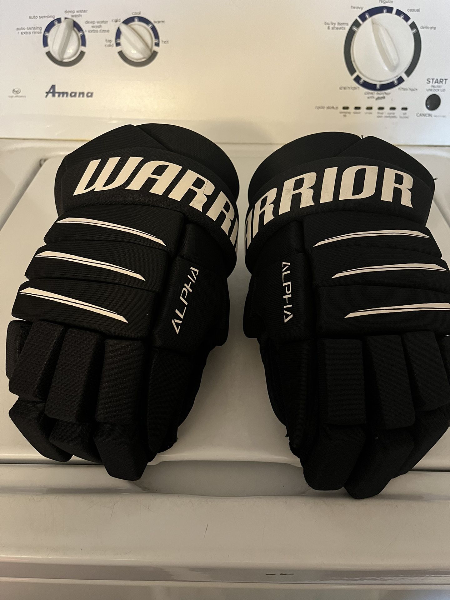 Used 30 Warrior Goalie Leg Pads