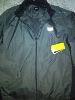 Everlast Sportswear Jogging Suit.. *NEW*