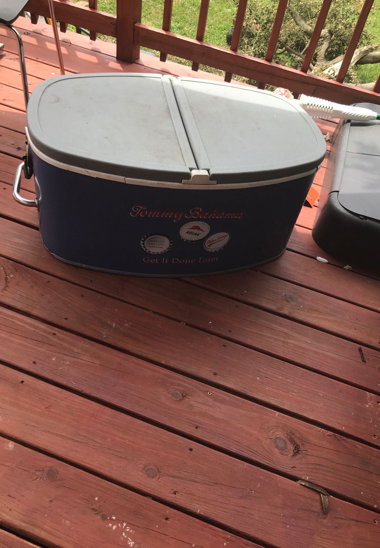 Tommy Bahama large cooler