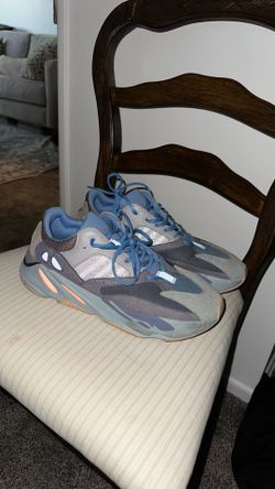 Yeezy 700 Carbon Blue