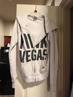 VS zip up