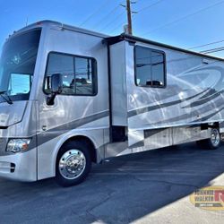 2014 Winnebago Itasca Sunova