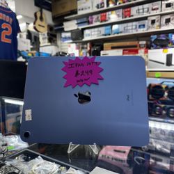 iPad 10th Gen. 64 GB. 