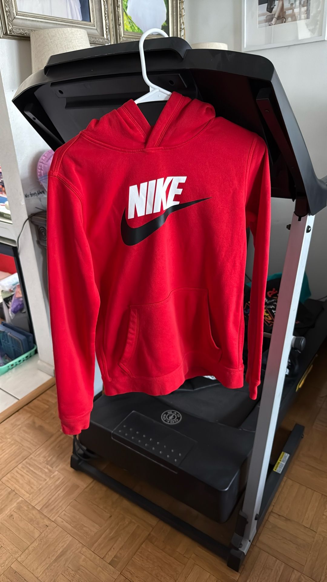 NIKE Hoddie!!!