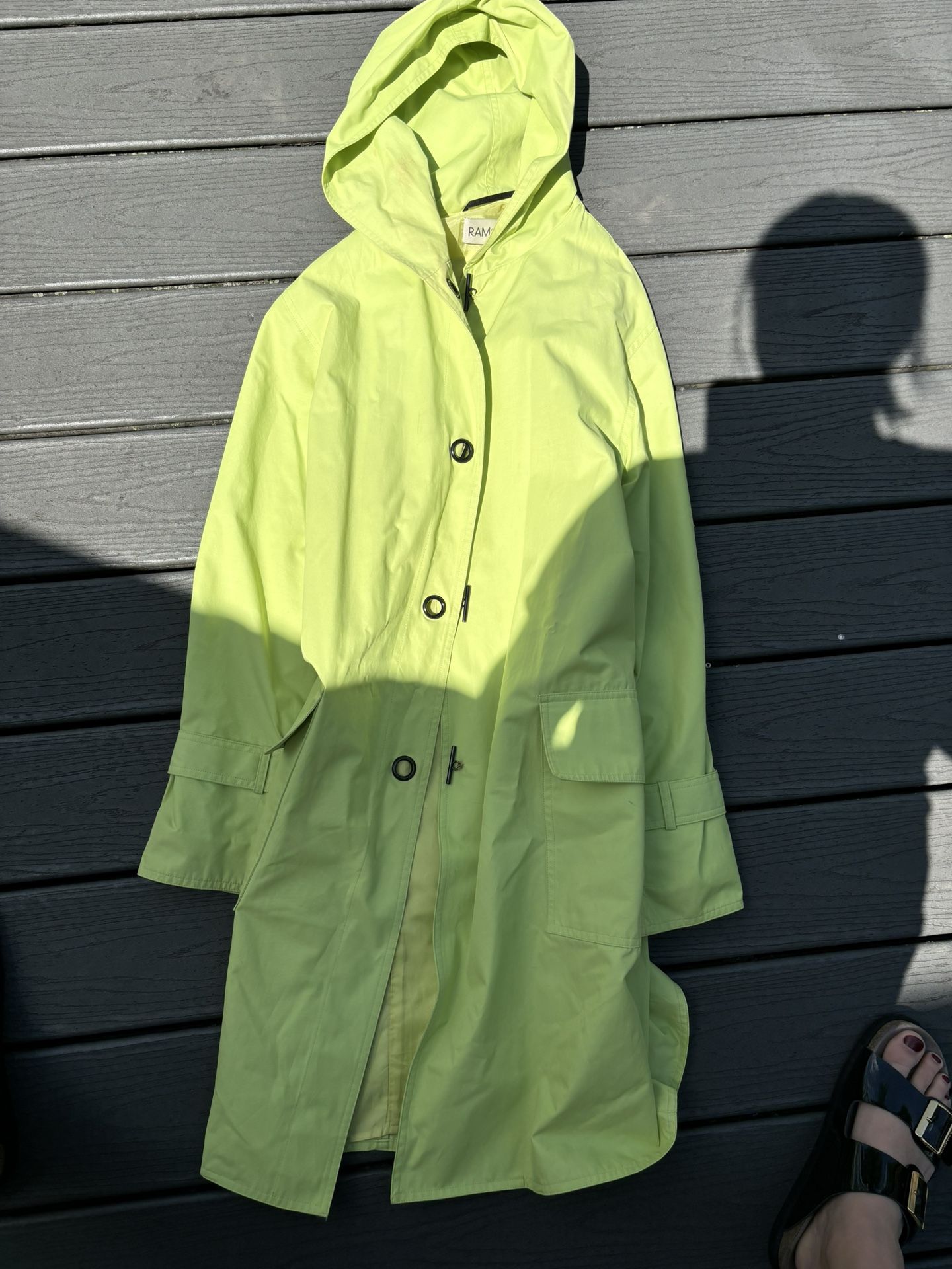 RAMOSPORT LIME GREEN RAINCOAT - Size Small