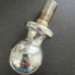 REESE 2 5/16" Hitch Ball x 1" Shank x 2" Length 6000LB. It with Nut.