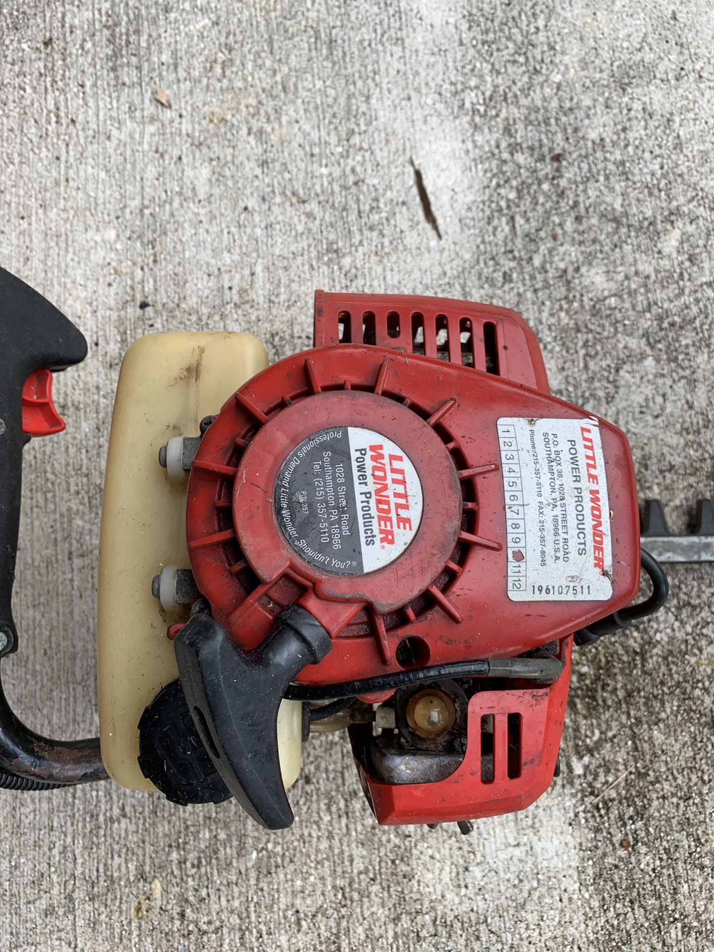 Little wonder hedge trimmer 43 in blade for Sale in Tamarac, FL OfferUp
