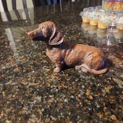 Figurine 7" Long Dog