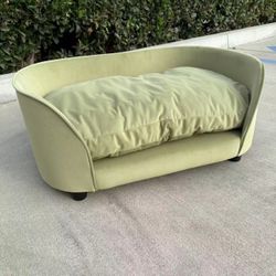 NEW Pet Bed