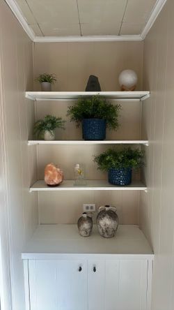Assorted Decor