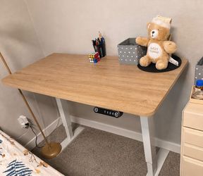 Standing desk