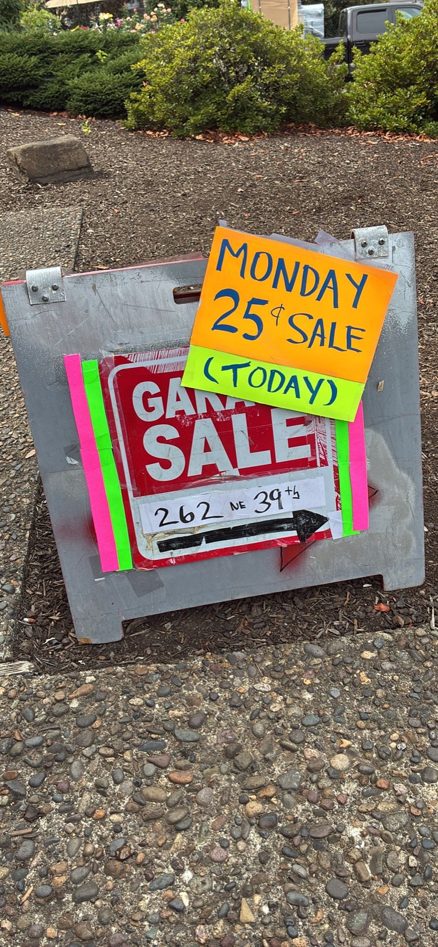 OPEN NOW!  9/8 Monday Bargain Yard Sale - Everything is 25 Cents Each!