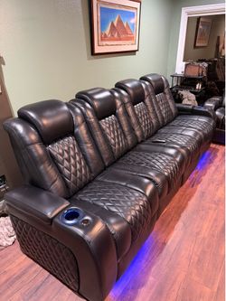 Description ⬇️  Luxury Comfort View Home Theater Seating – 7 Seats – Power Recliners, Heat, Massage, USB & LED Lighting