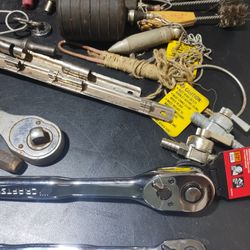 Craftsman 3/8 Ratchet 25 Craftsman 1/2 In Ratchet 50  Matco 3/8 Ratchet 110matco Adj Wrench 20  Torque 10 Long Craftsman Torque 75