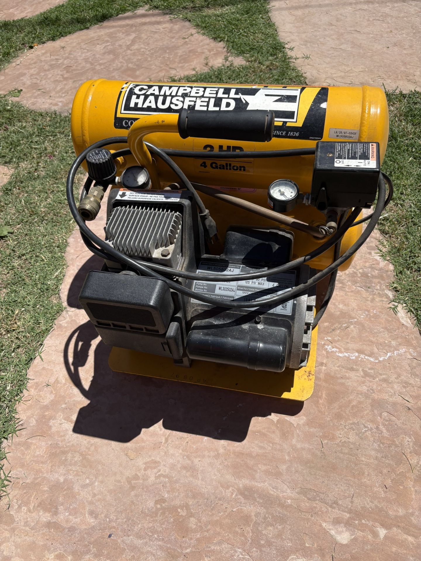 Campbell Hausfeld 2HP 4 Gal Air Compressor