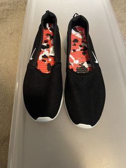 Nike Womens Roshe Run Slip-On Size 11