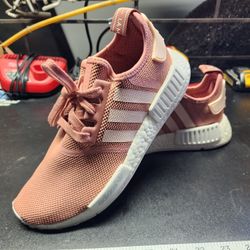 Adidas Womns NMD_R1 'Raw Pink'