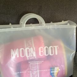 Moon Boots