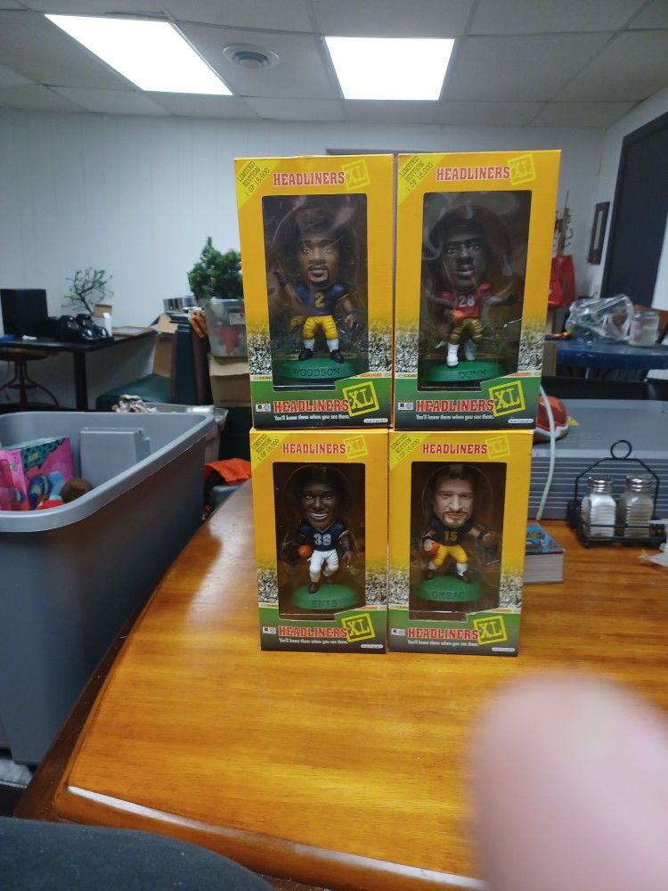 New In Box 4 Football Headliners XL Limited Edition