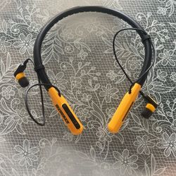 Dewalt headphones 