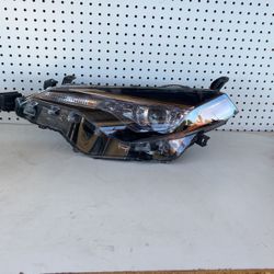2017-2019-Toyota Corolla Headlight Capa New