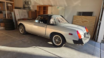1976 British MGB Classic Car