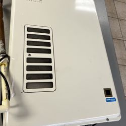 Noritz EZTRO40 Tankless Water Heater