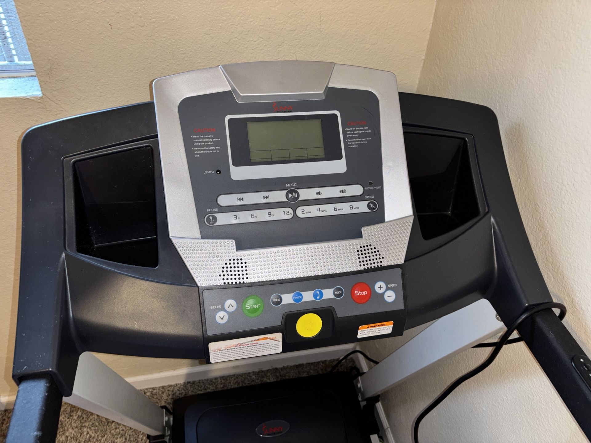 Running Machine With Bluetooth Speaker