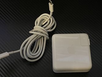 Apple 61w usb-c power adapter