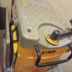 DeWalt DW734 Planer