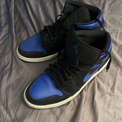 Jordan Royal Black and Blue mid 2017