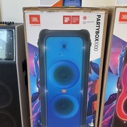 JBL Partybox 1000-DJ Pad - LED Show - Karaoke - Bluetooth Party Speaker