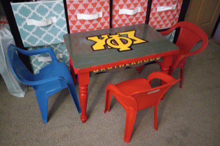 Kids Table With Chairs 