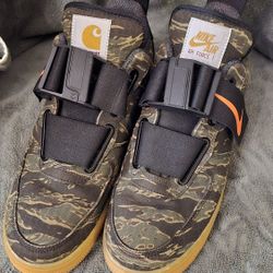 Nike AIR FORCE 1 x CARHARTT WIP Size 10