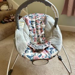 Babytrend Bouncer 