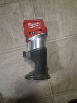 Milwaukee M18 router brushless