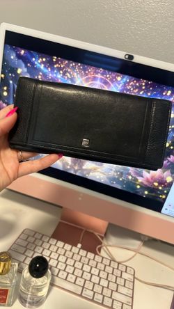 VINTAGE Givenchy wallet *AUTHENTIC*