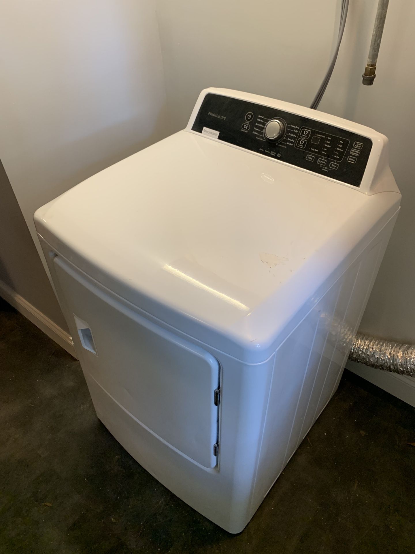 Frigidaire Washer and Dryer Set $800 (OBO)