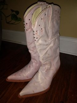 Ladies boots