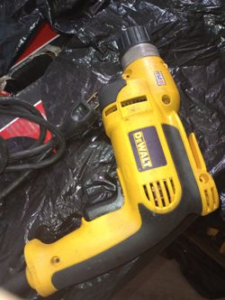 Dewalt Drill -Dwd110 -8amp -3/8