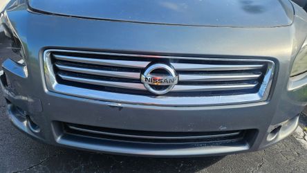 Nissan Maxima Grille