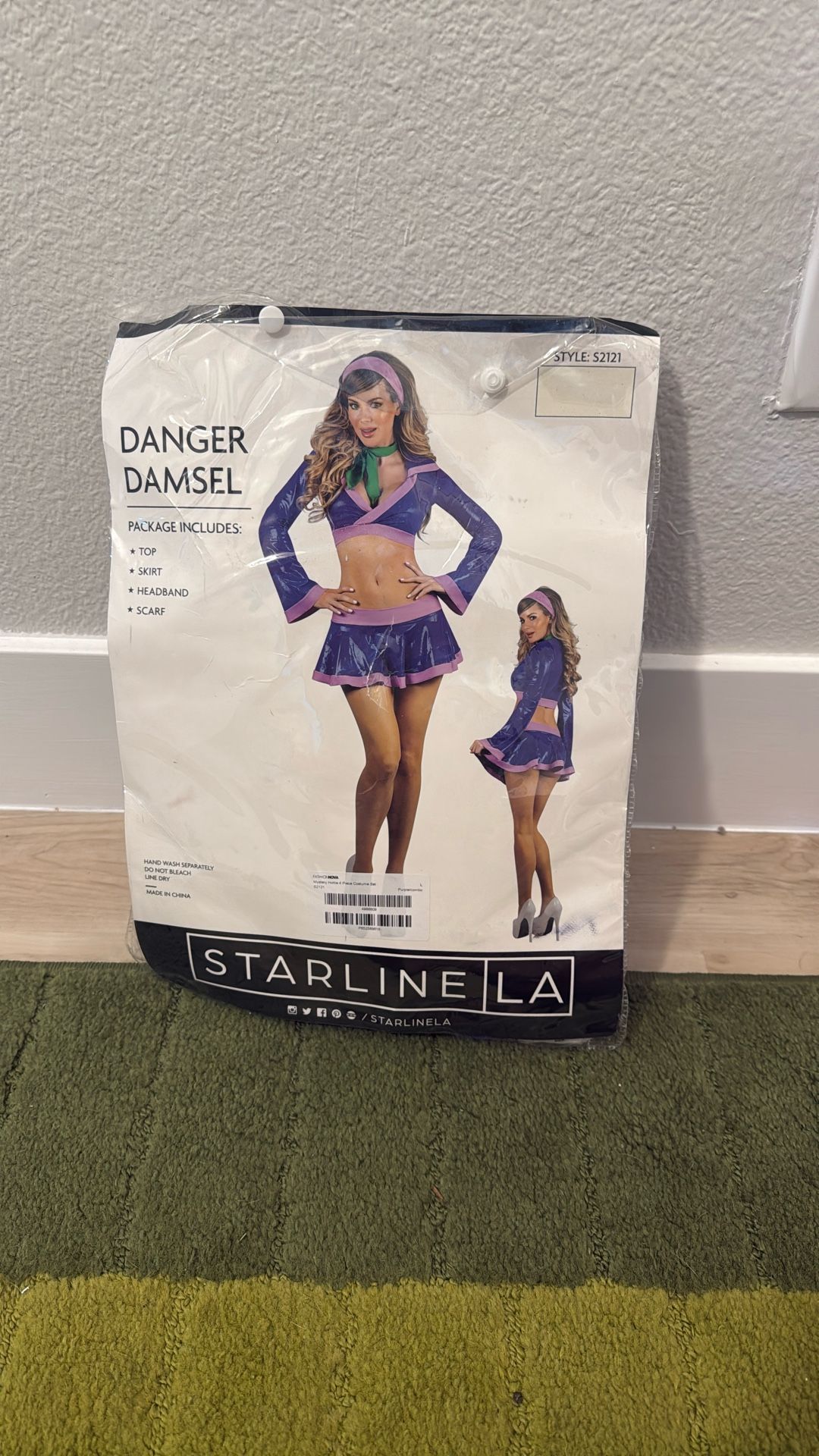 Daphne Costume