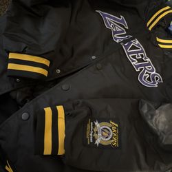 Men’s Xl Lakers Jacket